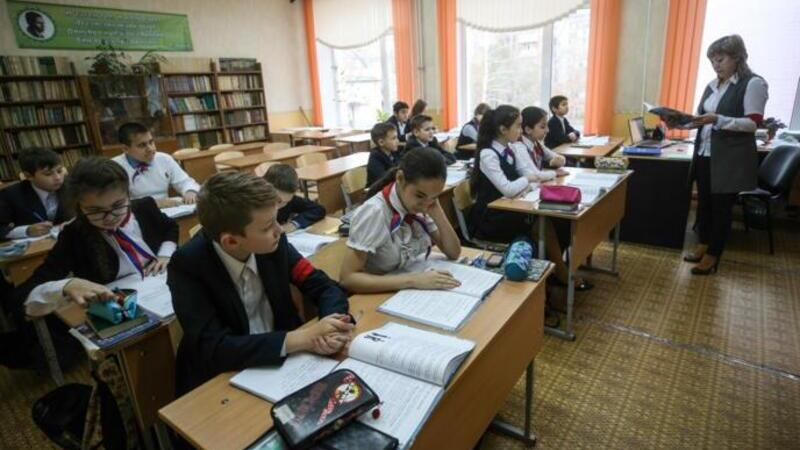 Разработаны государственные учебники по 10 редким национальным языкам 