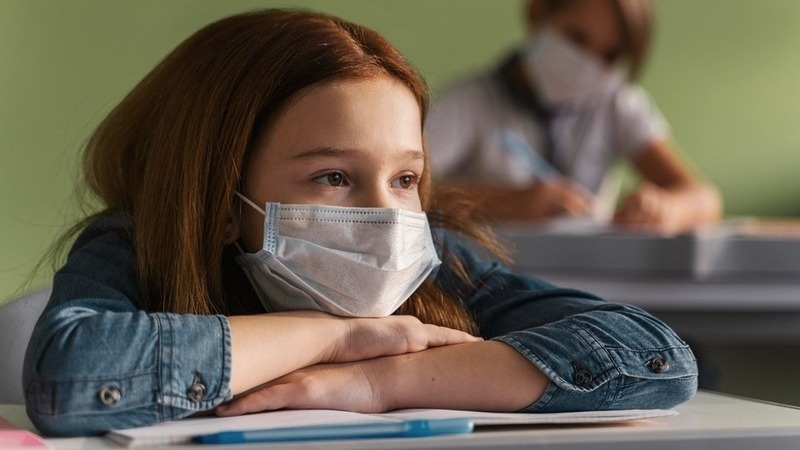 Школы уходят на карантин: Россию накрыла новая волна ОРВИ