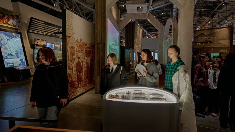 Более 40 столичных музеев проведут уроки для школьников Москвы