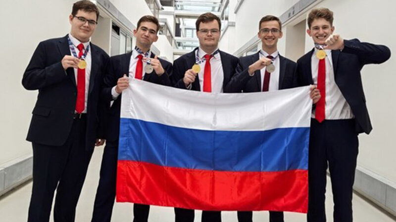Дмитрий Чернышенко: в 2025 году российские школьники завоевали 115 медалей на 20 международных олимпиадах